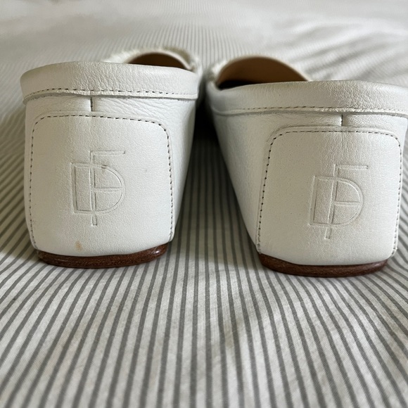 Dear Frances White Leather Driving Moccasin Loafer - Picture 3 of 4